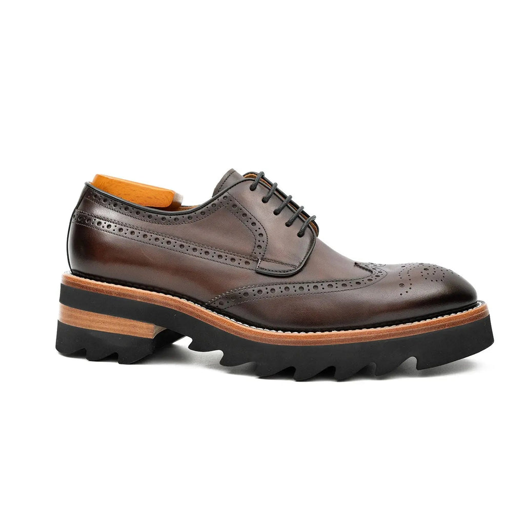 Calfskin Brogue Derby Shoes with Unique Leather Brown