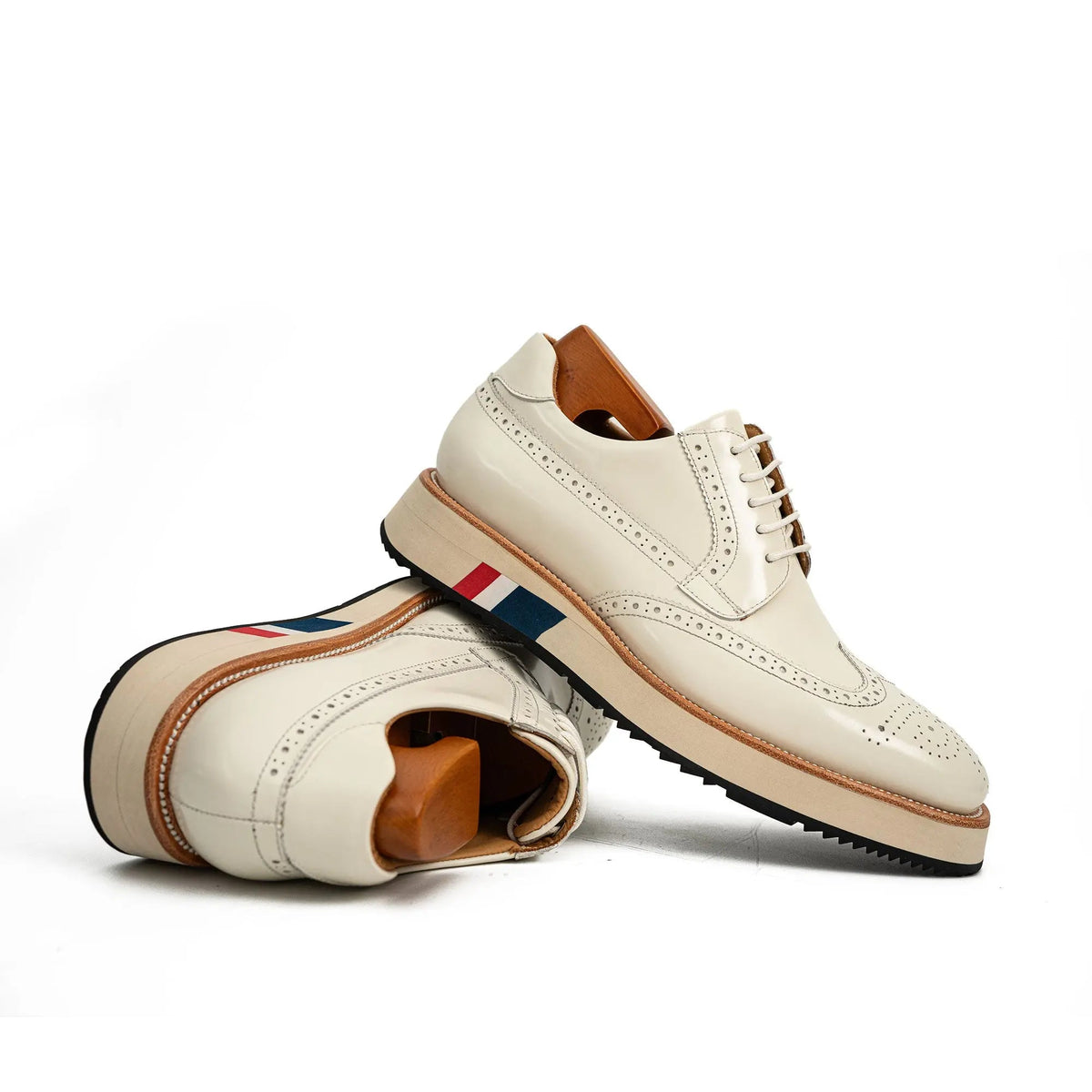 Off-White Brogues with Striped Sole